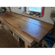 "Eiche, Tischplatte, verleimt, astig, rustikal, 150x85-90x4,5 cm, beidseitig Baumkante, geölt